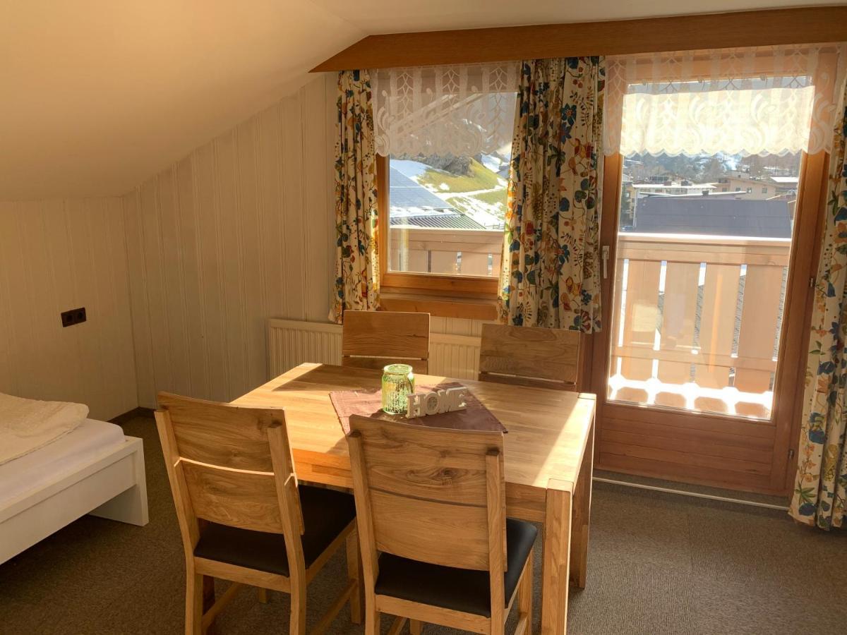 Haus Brunnenberg Apartment